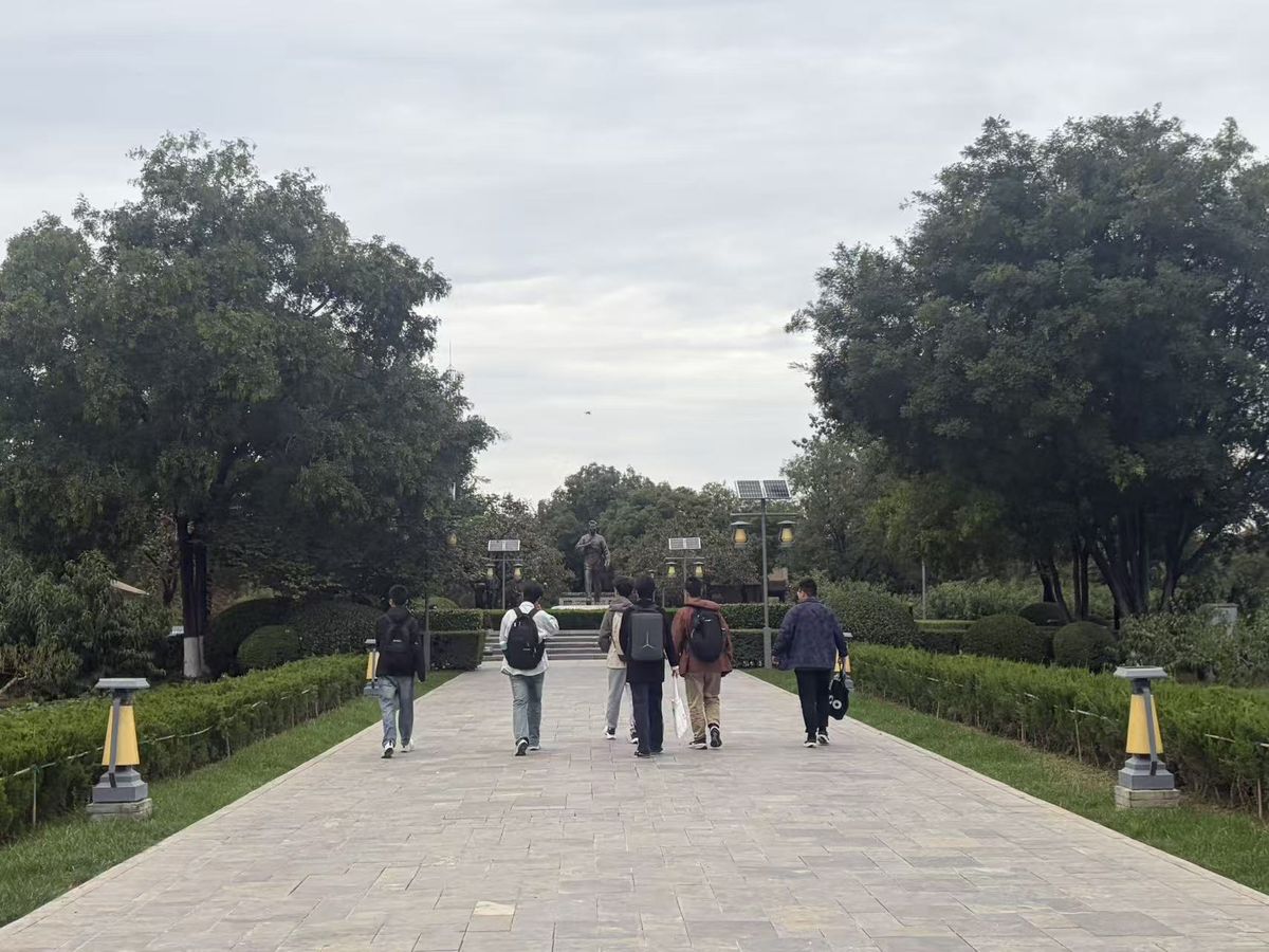 关中革命纪念馆与习仲勋陵园红色研学